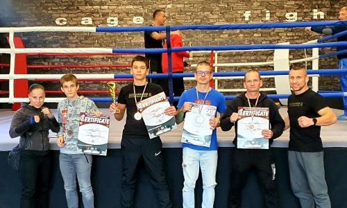 Két versenyen is megmérették magukat a komáromi Alexandros Muay Thai Gym harcosai