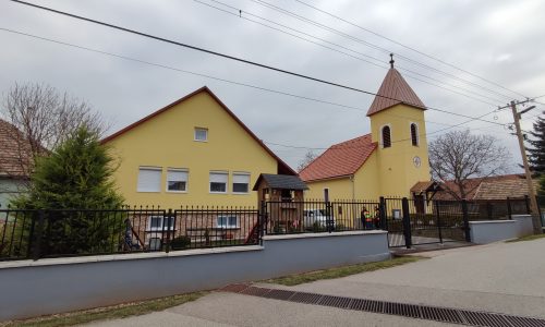 Megújult a környei református templom és parókia