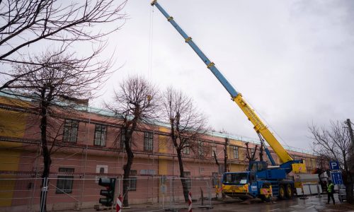 Folyamatosan zajlanak a felújítási munkálatok a tatai Vaszary János Általános Iskolában