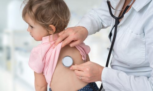 Idén a légúti óriássejtes vírus, vagyis az RSV okoz tömeges megbetegedést a kisgyermekek körében