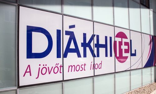 Továbbra is kamatmentesen igényelhető két diákhitel is