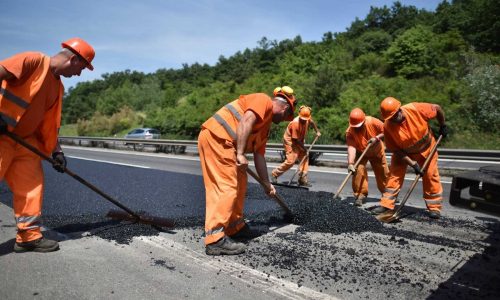Évtizedes útfelújítási csúcs – több mint 1250 kilométeren dolgoztak idén