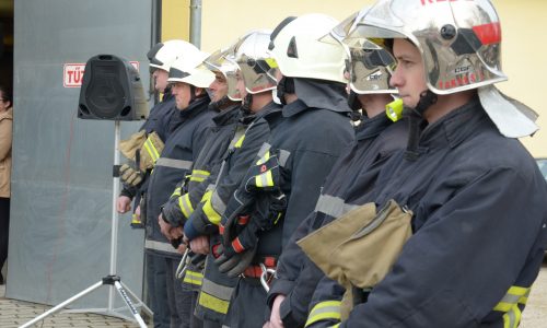 Tűzoltóautóval gazdagodott a Rédei Önkéntes Tűzoltó Egyesület
