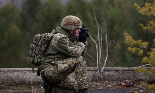 Hazánk a beavatkozás helyett a menekültek fogadására és a határvédelemre készül