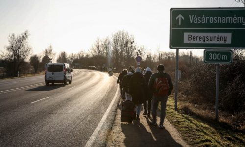 A 18-60 év közötti férfiak már nem hagyhatják el Ukrajnát
