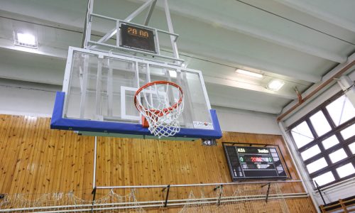 Kosárlabdacentrumot avattak a Bárdosban