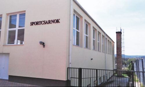 Részleges felújítás kezdődik a bajnai sportcsarnokban