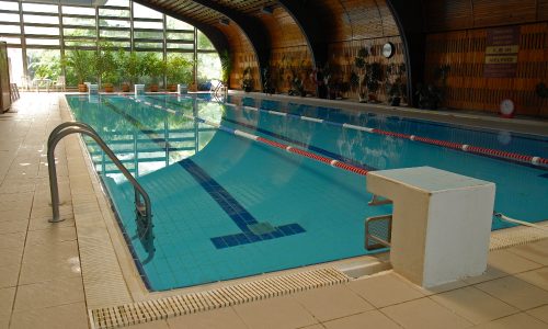 Új uszodával bővül a Tatai Olimpiai Központ