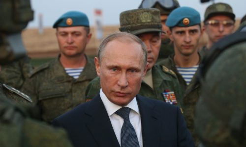 Putyin felhatalmazást kapott a hadsereg külföldi bevetéséhez