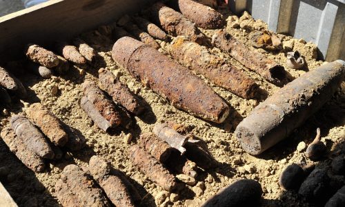 Világháborús bombát találtak Komárom közelében