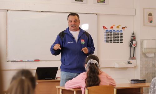 Interaktív tanórát tartottak a halakról az esztergomi diákoknak
