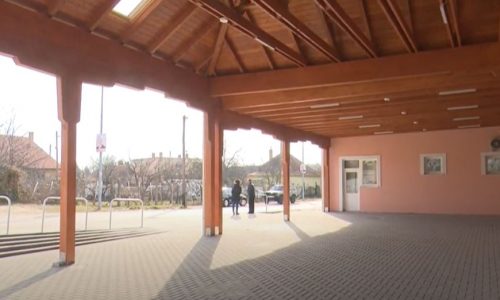 Megújult a komáromi Dózsa György Művelődési Ház