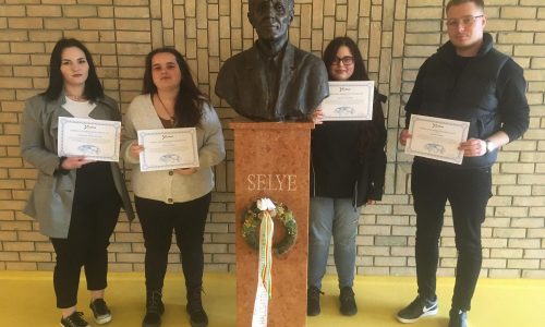 Komáromi egyetemisták sikere az X-culture programban