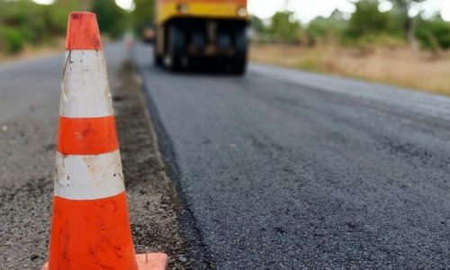 300 millió forint kormányzati forrás érkezik Esztergomba az utak felújítására