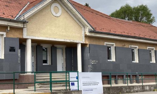 Jól halad az Alsógallai Szolgáltatóház korszerűsítése Tatabányán