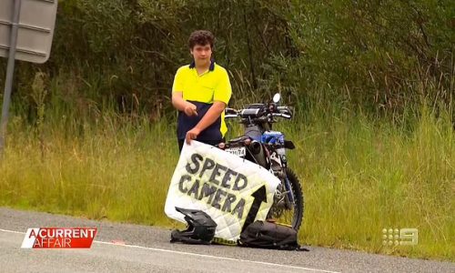 Nemzeti hősként tisztelik a fiút, aki traffipaxokra figyelmezteti az autósokat