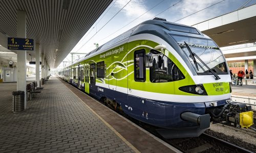 Ünnepi menetrend a MÁV-Volán csoportnál