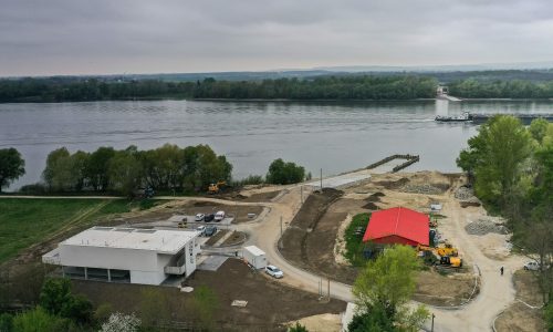 Hamarosan elkészül a Neszmély és Dunaradvány közötti komp átkelőhely