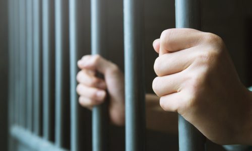 Börtönben marad a vascsöves támadó