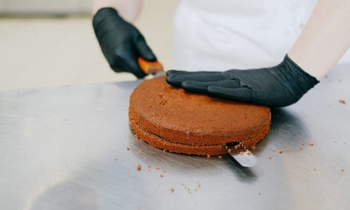 Két tortával is döntős a komáromi cukrász