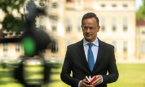 Erősíteni kell a határok védelmét