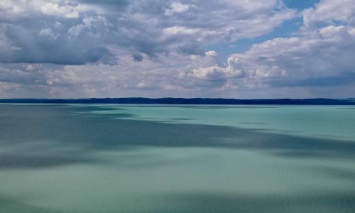 Nincs veszélyben a Balaton