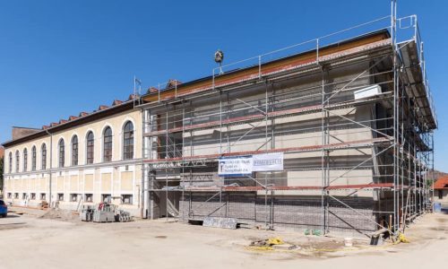 Hamarosan elkészülnek a tatai Vaszary János Általános Iskola felújítási munkálatai