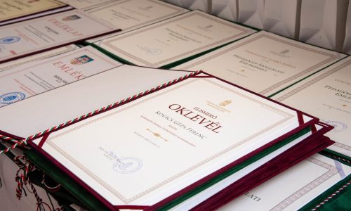 Pedagógusnapi ünnepséget tartottak Esztergomban