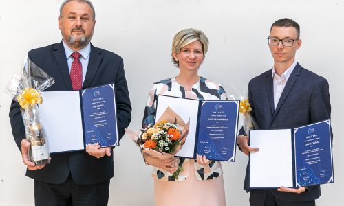 Átadta az Év Oktatója elismeréseket a Tatabányai Szakképzési Centrum vezetősége