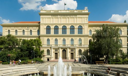 Továbbra is a Szegedi Tudományegyetem a legjobb magyar intézmény