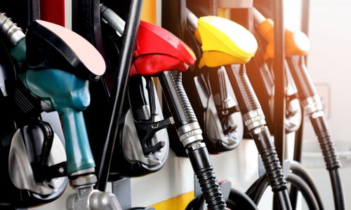 A Molt követően az OMV és a Lukoil is bejelentette korlátozásait a tankolásra vonatkozóan