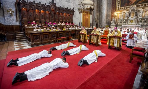 Papszentelést tartottak Esztergomban
