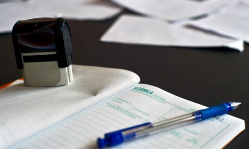 Fiktív fémipari számlákkal csaltak adót Tatán