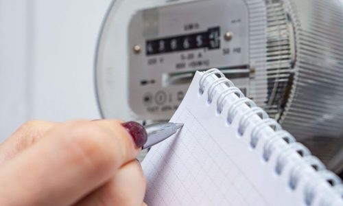 Mindenkinek fennmarad a rezsicsökkentés az átlagfogyasztás mértékéig
