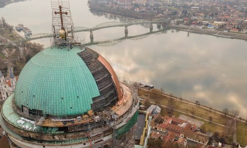 Látványos kisfilm készült az Esztergomi Bazilika felújításáról