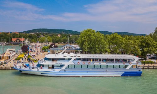 Indul a hajózási főszezon a Balatonon szombaton