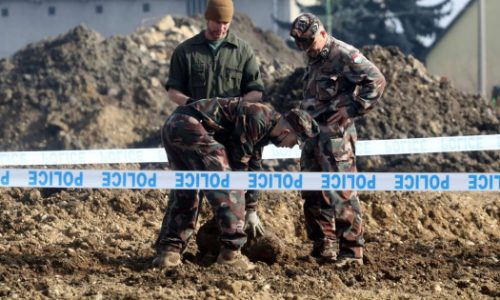 Második világháborús bombát hatástalanítanak Veszprémben