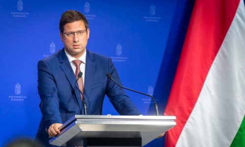 Gáztakarékosságba kezd a kormány