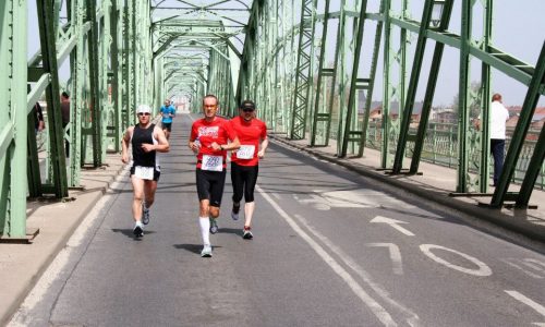 Útlezárásokra számítsunk szombaton Komáromban