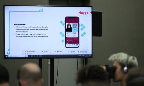 Személyes adatokhoz is hozzáfér a katari hatóság a telefonos alkalmazások telepítésével