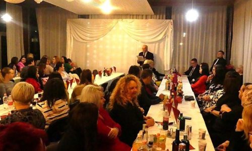 Ünnepeltek a szociális dolgozók Oroszlányban és Komáromban