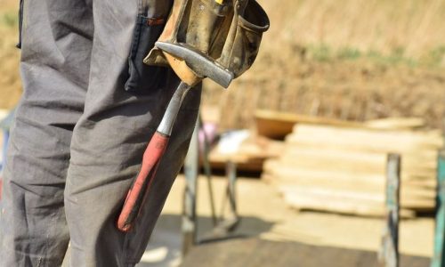 Építőipari csalókra és kóklerekre figyelmeztet a Nemzeti Bűnmegelőzési Tanács