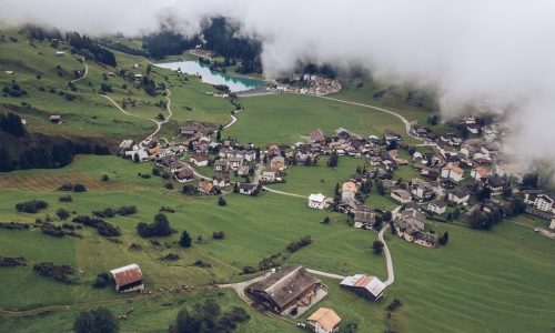 Gyopáros Alpár: továbbra is támogatjuk a magyar falvakat