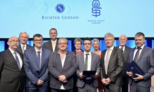 Szakorvosok kapták idén a Richter Érdemérem Díjat