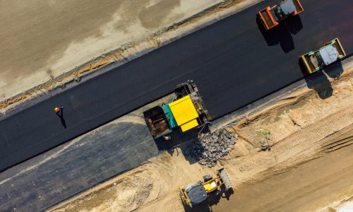 Kétmilliárdos útfelújítás kezdődött Komárom-Esztergom vármegyében
