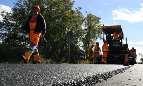 Újabb pályázatot írtak ki kistelepülések számára út-, járda- és hídfelújításra