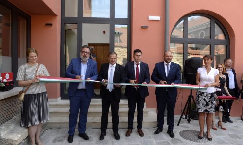 Megnyílt a felújított Balassa Bálint Múzeum Esztergomban