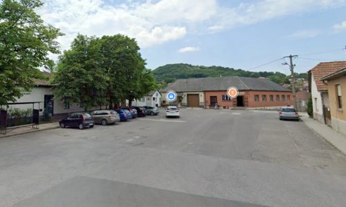 Megújul a csolnoki Rákóczi tér