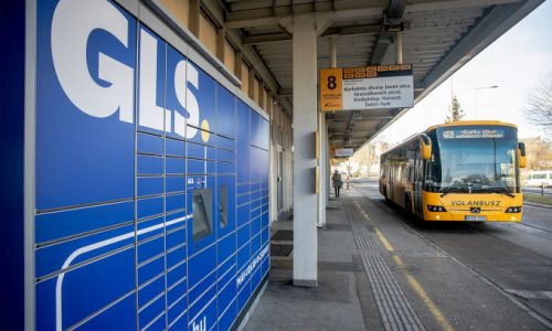 Újabb 13 vasútállomáson és 6 autóbusz-állomáson érhetők el a GLS csomagautomatái